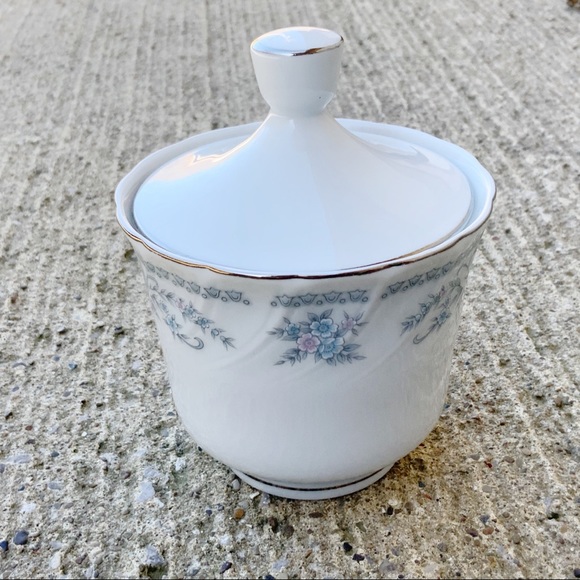 Vintage Gabriele Japan floral sugar bowl platinum trim - Picture 6 of 7